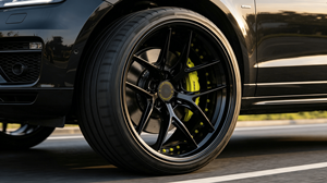 Rines de Auto de Lujo en Negro Brillante de 17-24 Pulgadas, Personalizables, 2 Piezas, Forjados, con Borde Profundo Cóncavo, para Autos de Pasajeros - Product Image 2