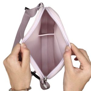 Wholesale High Quality Durable Silicone Fanny Pouch for Makeup Waterproof Zipper Pet Supplies Walking Treat Food <b>Storage</b> - Product Image 5