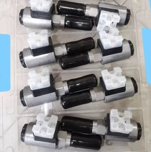 Original WSM08130C-01-C-N-24DG 3374097 Solénoïde directionnel à clapet 3/2 voies 24V 350 bars - Product Image 4