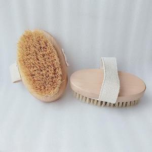Cepillo de cuerpo seco de masaje anticelulítico de cerdas naturales con mango Cepillo de baño exfoliante con esponjas y depuradores - Product Image 5