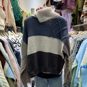 Maglione Invernale da Donna 2025 Nuovo Stile Coreano Casual con Collo Obliquo e Abbinamento di Colori - Product Image 4