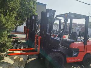 รถยกโตโยต้า 30 3 ตัน 4.8 เมตร 3 เสา ยกได้สูง ใช้แก๊ส LPG/โพรเพน/แก๊สเหลว ของญี่ปุ่น พร้อมเครื่องยนต์โตโยต้า 4Y - Product Image 3