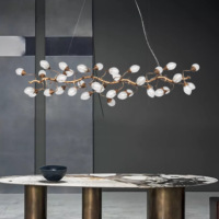 Luminaires de Maison : Lustres de Luxe, Suspensions, Lustres Personnalisés, Lustres en Cristal, Lampes Fleur