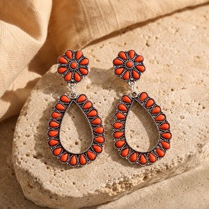 Orecchini pendenti retrò esagerati in stile bohémien per donna, adatti per occasioni di festa e per tutti i giorni - Product Image 1