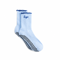 Chaussettes de yoga et de pilates personnalisées en coton jacquard à volants pour femmes, antidérapantes et respirantes