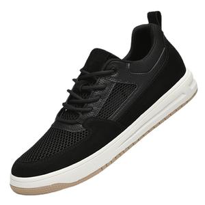 Venta al por mayor: Nuevos modelos de zapatillas de running de cuero cómodas para hombre, estilo casual, con tacón elevador de 8 cm, tendencia de moda. - Product Image 1