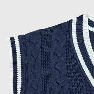 Gilet en tricot sans manches à col en V pour femme, style preppy, couleur unie, vêtement d'automne, 100% acrylique, anti-boulochage - Product Image 4