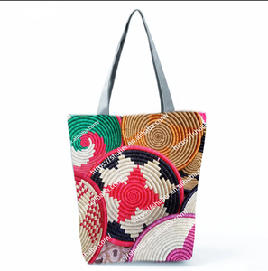 Borsa Tote Sheba personalizzata con stampa Tigray Art Design | Piastrina <span class=keywords><strong>Saba</strong></span> | Eredità etiopica | Tela in poliestere | Taglie Multiple disponibili - Product Image 4