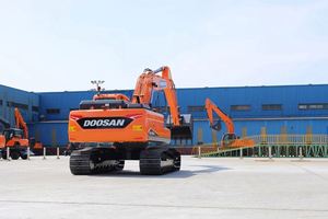 รถขุดไฮดรอลิก DOOSAN DEVELON DK220LC ขนาด 22 ตัน รถขุดตีนตะขาบสำหรับงานหนัก รุ่น DK220LC ขายดี - Product Image 5