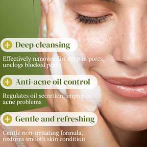 คอร์เมซิค ผลิตภัณฑ์ทำความสะอาดผิวหน้าสูตรเฉพาะสำหรับผู้หญิง ผสมทีทรี เบนโซอิลเพอร์ออกไซด์ กรดซาลิไซลิก ช่วยลดการเกิดไรฝุ่น ลดสิว ปลอบประโลมผิว - Product Image 4