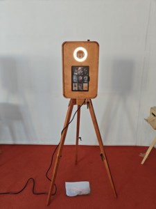 <span class=keywords><strong>Photomaton</strong></span> pliable en bois, fabrication directe d'usine, adapté à la location lors de mariages, de fêtes, d'anniversaires et de rassemblements - Product Image 2