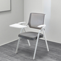 Chaise de conférence ergonomique commerciale pas chère, chaise de bureau exécutive en acier au design moderne, pliable à quatre pieds avec tablette d'écriture pour réunion