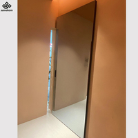 Système de porte coulissante murale invisible à rail caché de haute qualité moderne avec fermeture douce
