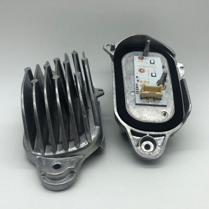 Модуль управления дневными ходовыми огнями OEM DRL левый и правый 8R0941475B 8R0941476B