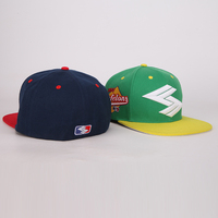 Gorra de béisbol ajustada bordada de ala plana para hombre al por mayor, gorra ajustada personalizada de 6 paneles, gorras snapback