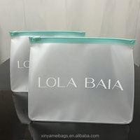 Sacs en plastique givré personnalisés avec fermeture éclair pour l'emballage de vêtements, t-shirts, maillots de bain, avec fermeture sécurisée et impression de logo