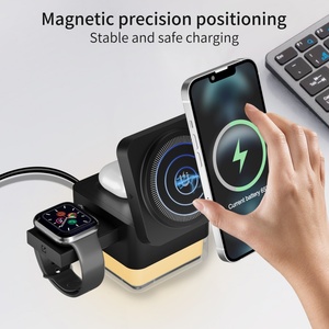 Station de charge sans fil cylindrique 4-en-1 à charge rapide 2026, cube magique 15W avec lumière RGB et chargement magnétique - Product Image 5