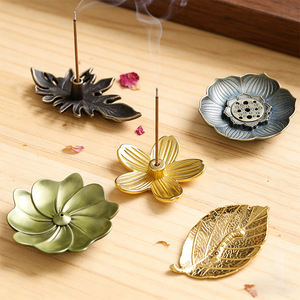 Support d'encens en métal en forme de fleur et de feuille Zen Home Decor, alternative au brûleur d'encens, support d'encens antique, pour la guérison - Product Image 5