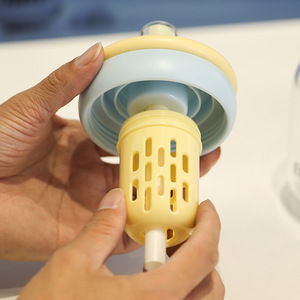 Vaso Portátil de Vidrio de Borosilicato con Tapa Antiderrames, Diseño Moderno, Apto para Lavavajillas, Botella de Agua de Gran Capacidad para Oficina - Product Image 4