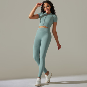 JAC22 H5523 Leggings de Yoga de Cintura Alta con Efecto Push-Up, Tejido Sin Costuras, Pantalones Deportivos de Cintura Alta, Traje de Manga Corta - Product Image 3
