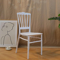 Vente en gros de chaises d'extérieur en plastique pp empilable pour restaurant chaises empilables