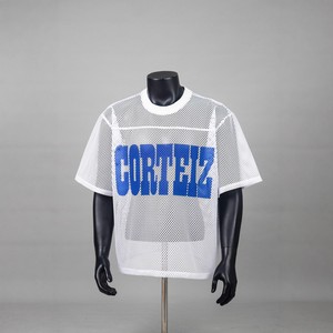 T-shirt e pantaloncini sportivi personalizzati in 100% poliestere, modello boxy, larghi, in rete traforata, con stampa digitale a sublimazione termica. - Product Image 1