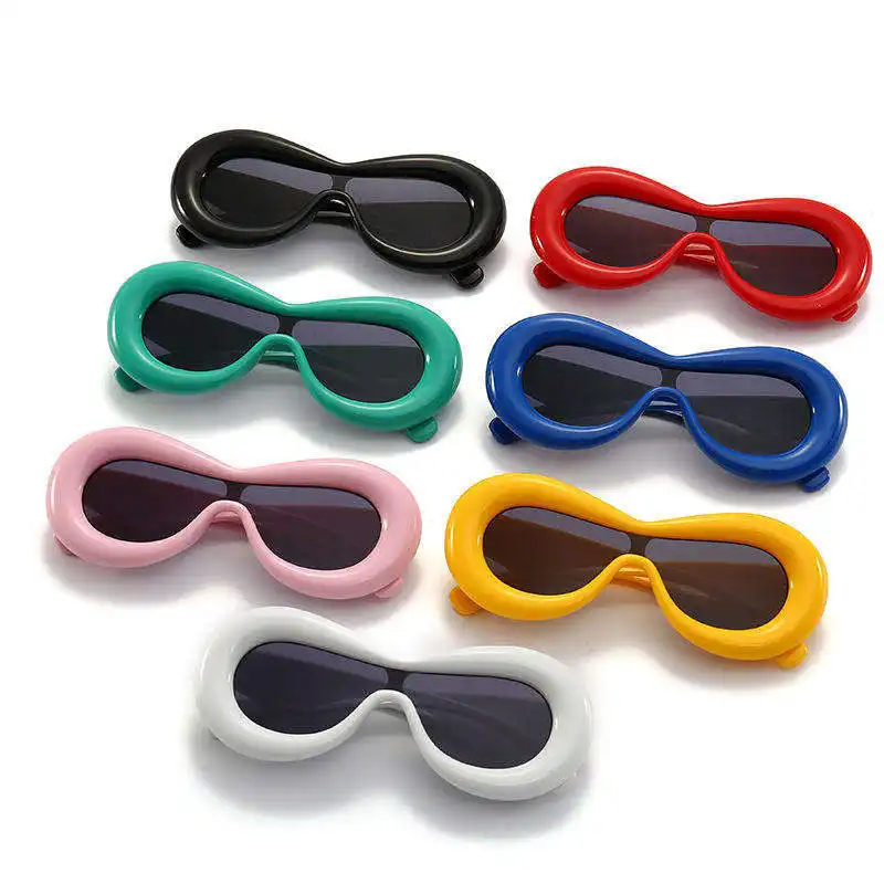 Wholesale Newest Cute Sunglasses Fashion Trendy UV400 Lens Sunglasses For Men Women