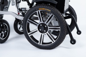 <span class=keywords><strong>Silla</strong></span> <span class=keywords><strong>de</strong></span> Ruedas Eléctrica Plegable Ligera para Viajes con Motor Potente, Frenado Seguro y Conducción Suave - Product Image 5