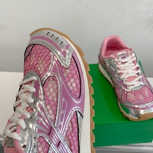 Chaussures de course décontractées basses personnalisables de haute qualité Bottega Veneta Orbit, baskets rétro argentées, chaussures de marche en maille tendance - Product Image 4