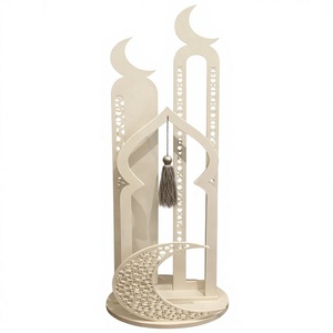Minaret en métal au design unique avec revêtement en poudre blanche, décoration de table élégante faite à la main, en gros chez White Royals - Product Image 1