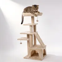 Grand arbre à chat stable avec quatre plateformes de repos et une rampe à gratter