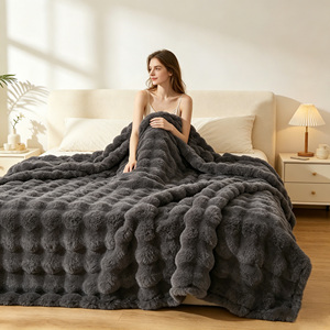 Couverture en <span class=keywords><strong>fausse</strong></span> <span class=keywords><strong>fourrure</strong></span> à bulles - Taille et couleur personnalisables - Douce, chaude et moelleuse - Achat en gros - Fournisseur Alibaba - Product Image 5