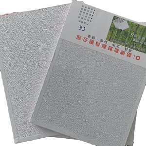 Paneles de <span class=keywords><strong>Techo</strong></span> Falsos Suspendidos de Bajo Precio para el Mercado Brasileño, 618*618, Paneles de Pared, Diseño de <span class=keywords><strong>Techo</strong></span> de Aluminio para Decoración de Techos - Product Image 1