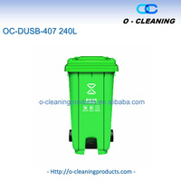 Poubelle à pédale en plastique pour l'extérieur O-Cleaning 240L avec couvercle, conteneur à déchets mobile pour restaurant/hôtel
