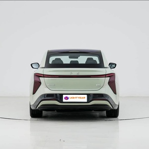 Smart Hongqi EH7 NEV Sedan con ADAS L2+ Hongqi <span class=keywords><strong>Sinan</strong></span>, schermo curvo da 15,5 pollici, chip 8155 per pilotaggio autonomo in città/autostrada, ideale per piloti esperti di tecnologia - Product Image 1