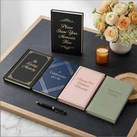 Livre d'or funéraire personnalisé en cuir avec reliure spirale, stylo et carte de table – Cadeau commémoratif