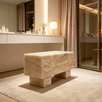 Socle en marbre travertin beige de style Wabi-Sabi de luxe, idéal pour la décoration intérieure, les meubles de salon et la décoration de villa