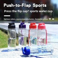 Vaso de Plástico PET de Gran Capacidad a Prueba de Fugas; Botella de Agua Deportiva Portátil para Exteriores con Pajita, Tapa Abatible y Correa de Transporte, Diseño Simple