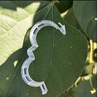 Artefact porte-plante Clip vigne plante verte