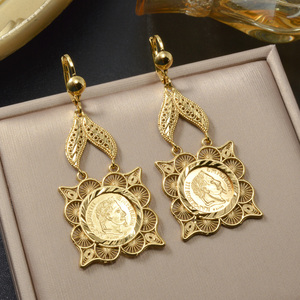 Boucles d'oreilles tendance en gros, style antique, avec pièce de Napoléon en relief, feuille de filigrane, longues et pendantes, en cuivre de qualité supérieure pour femmes - Product Image 1