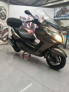 Scooter à essence Longjia de grande taille avec moteur monocylindre à frein à disque avant fabriqué dans le Jiangsu en Chine - Product Image 6