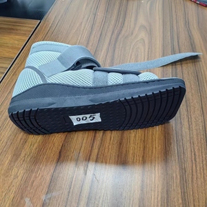 נעלי כירורגיות נעליים אורטופדיות לשברים לאחר ניתוח עם שירות OEM ו-ODM - Product Image 4