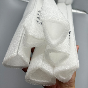Protector de borde de esquina de embalaje de muebles decorativos ecológicos, protección de borde de espuma <span class=keywords><strong>EPE</strong></span> ambiental para esquinas - Product Image 1