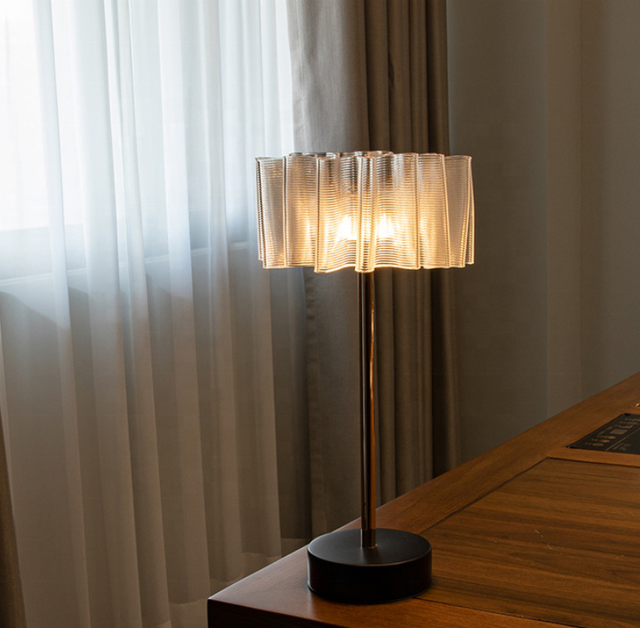 Romantic Led Cordless Rechargeable Restaurant Desk Light Battery Powered Bedside Touch Dimmer Usb Portable Table Lamps