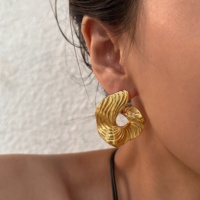 Boucles d'oreilles Dazan plaquées or 18 carats, en acier inoxydable hypoallergénique, de haute qualité, style vintage, abstrait, bohème, design tourbillon irrégulier