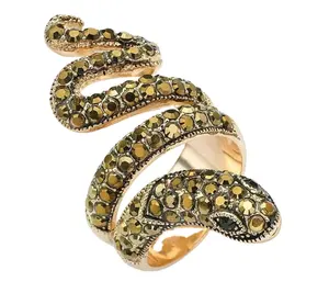 Anillo de serpiente chapado en oro amarillo de 14k con diamantes de imitación negros para mujer, diseño superior