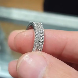 Anillo de Diamantes de Oro Blanco para Mujer T0214, Corte Brillante Redondo, Color G Natural, Anillo de Boda Clásico - Product Image 5