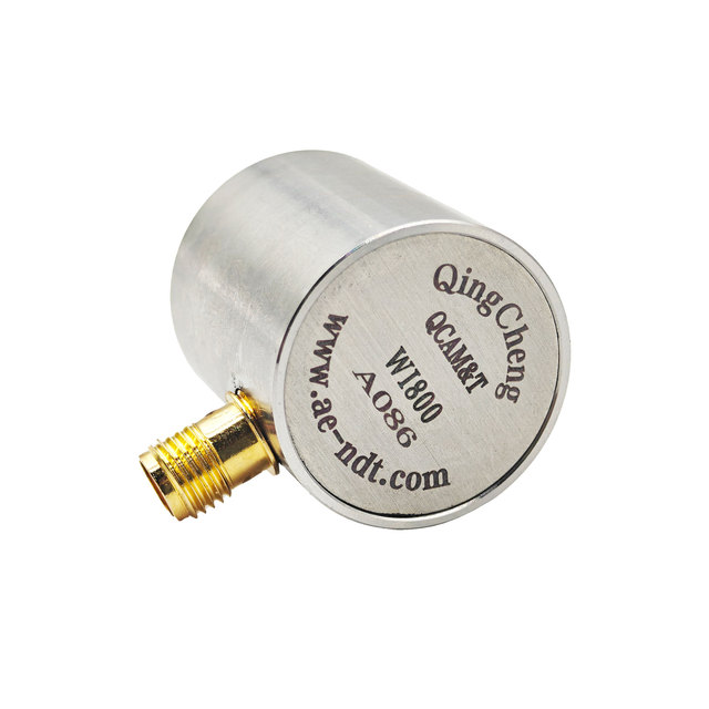 Ultrasonic Piezoelectric Transducer 50KHz-800KHz Preamplifier Built-in WI800 High Accuracy IP62 Protection 1 Year Warranty
