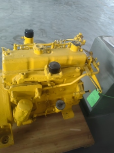 เครื่องยนต์ดีเซล Komatsu 4D94 ของแท้ สำหรับเครื่องจักรกลงานวิศวกรรม สภาพการทำงานดีเยี่ยม ราคาแข่งขัน พร้อมจำหน่าย - Product Image 3