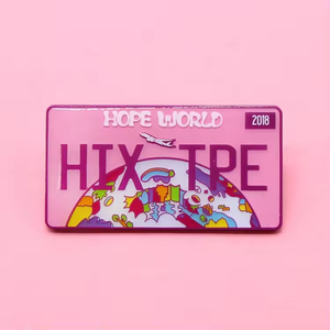 Pin de Solapa Económico de Esmalte Suave, Pin Personalizado con Diseño Dorado, Recuerdo de Película, 5000 Piezas, Sin Costo de Molde - Product Image 3